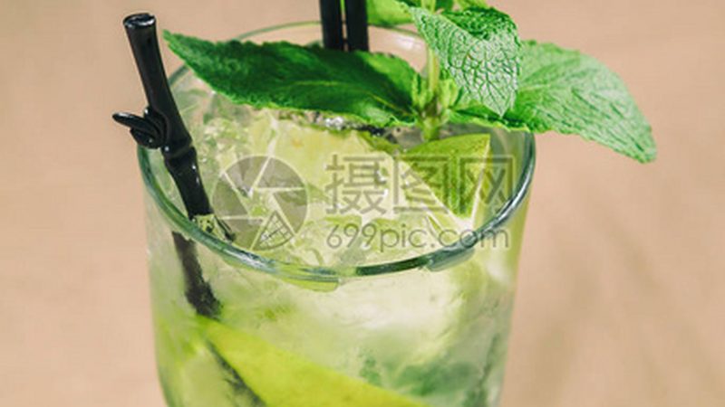 网红饼干批发价格揭秘：一箱多少钱？**
